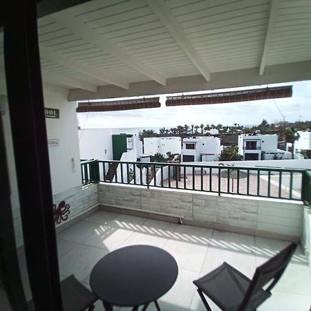 Tuscan Apartment Mit Meerblick Und Terrasse Costa Teguise Eksteriør bilde